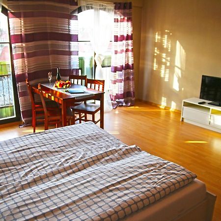 Apartamenty Portowe Mikołajki Værelse billede