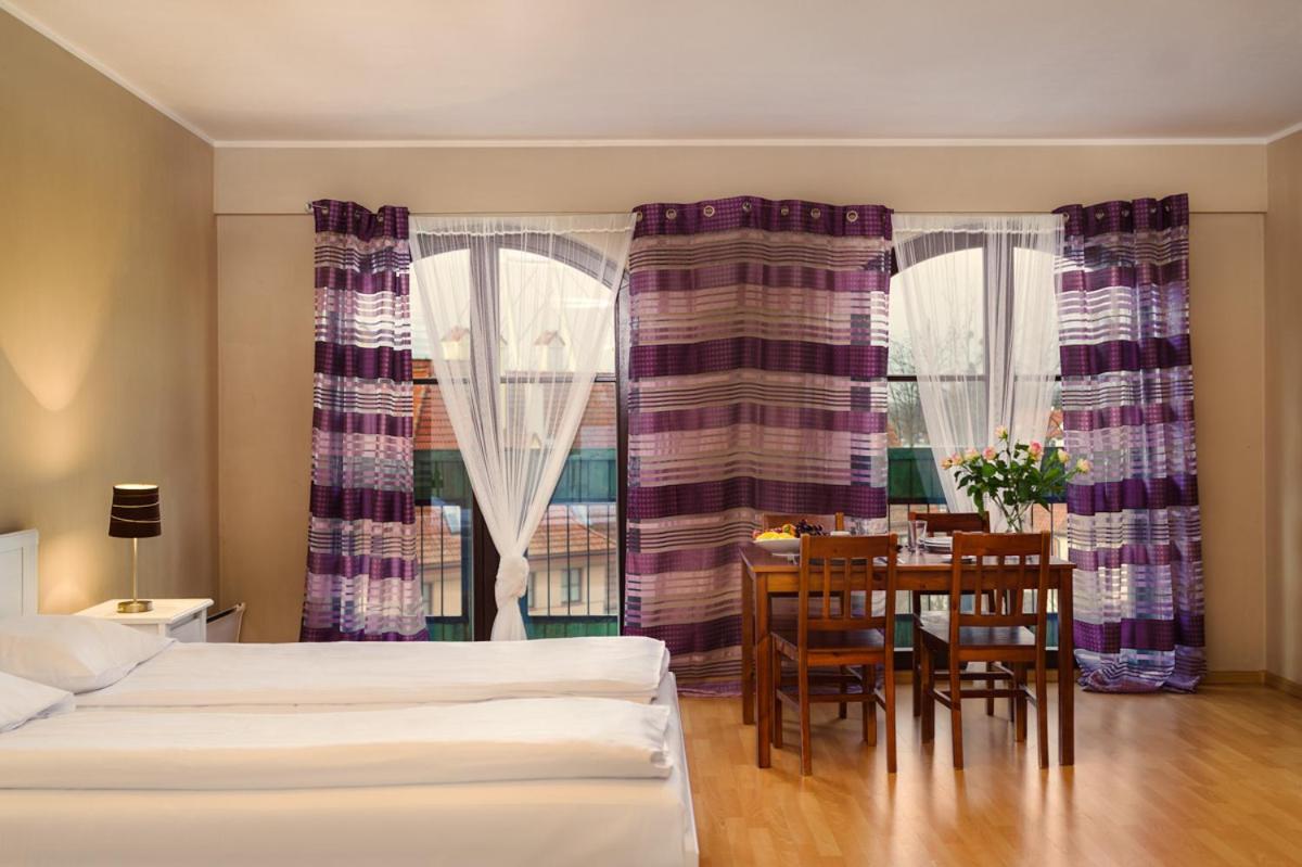 Apartamenty Portowe Mikołajki Eksteriør billede