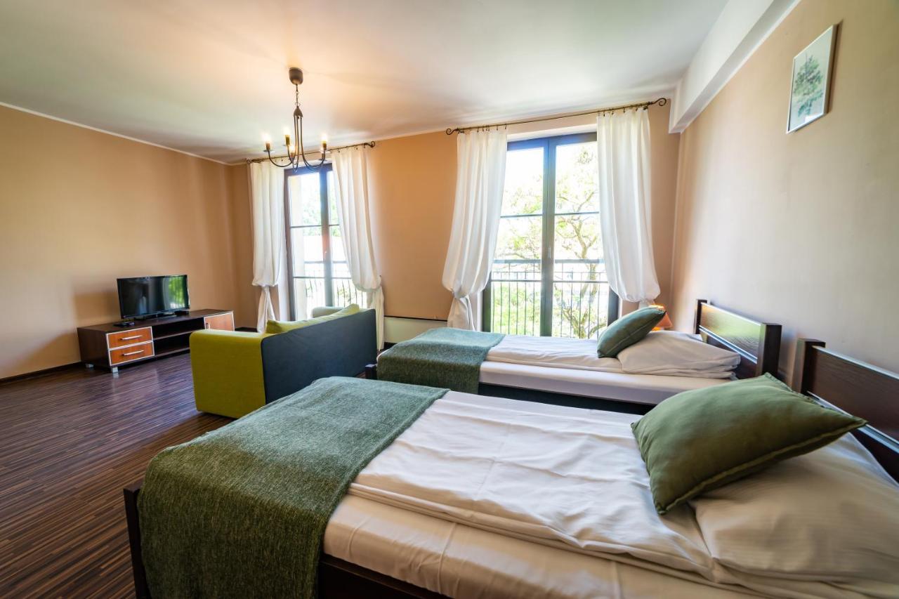 Apartamenty Portowe Mikołajki Eksteriør billede