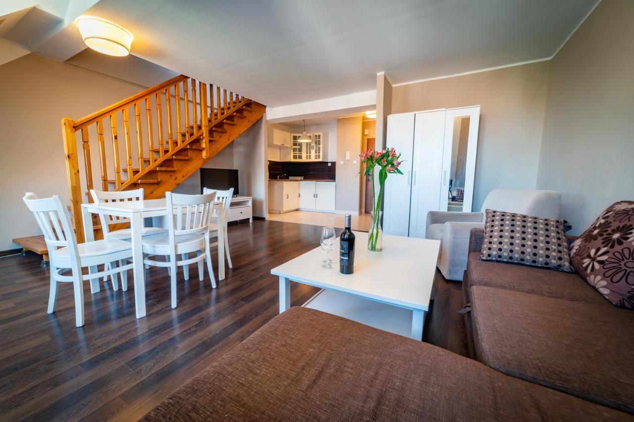 Apartamenty Portowe Mikołajki Eksteriør billede