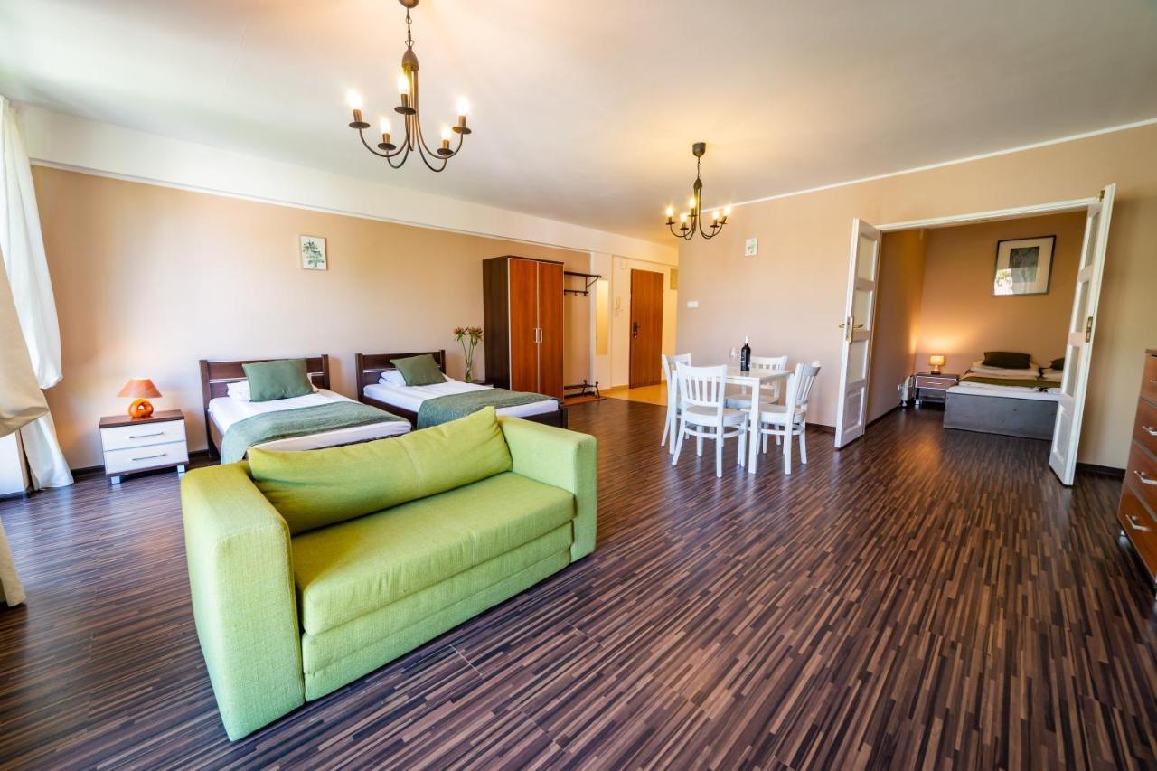 Apartamenty Portowe Mikołajki Eksteriør billede